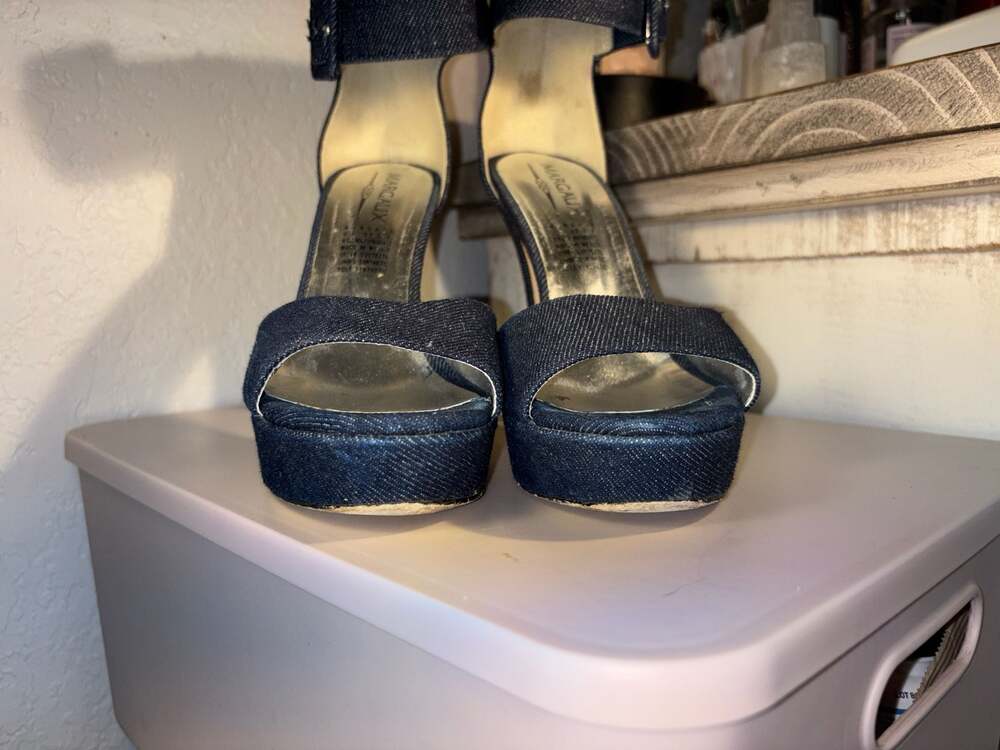 O2: Margaux Denim Platform Ankle Strap Stiletto Heels Size 7.5 - Picture 3 of 7